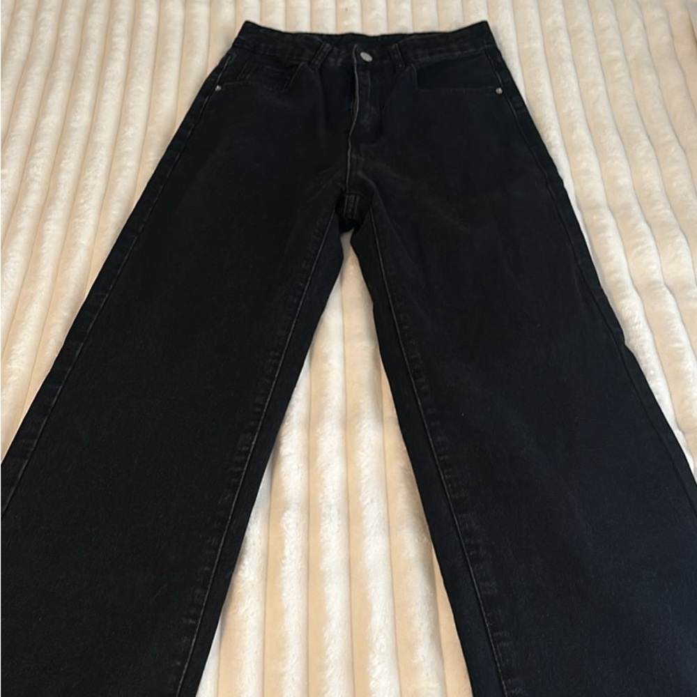 SHEIN black jeans. Size 4 baggy fit.